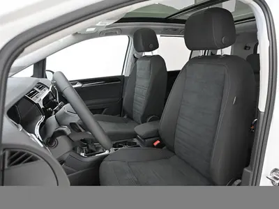 Volkswagen Touran – Foto 9