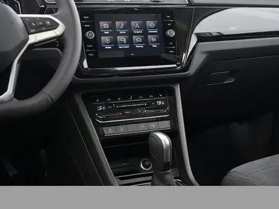 Volkswagen Touran – Foto 15