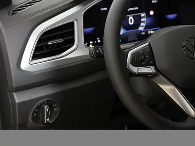 Volkswagen T-Roc – Foto 11