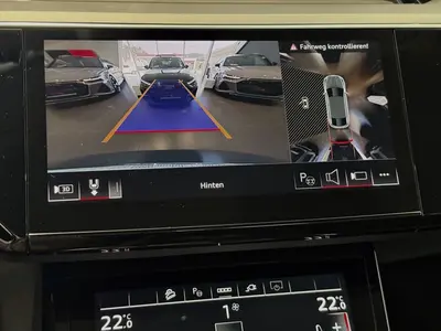 Audi Q8 Sportback e-tron – Foto 13