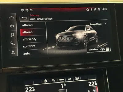 Audi Q8 Sportback e-tron – Foto 15