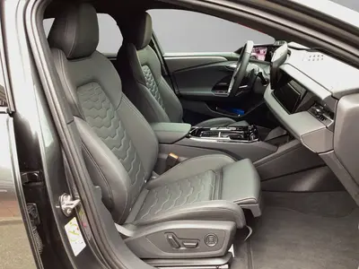 Audi S6 e-tron Avant – Foto 4