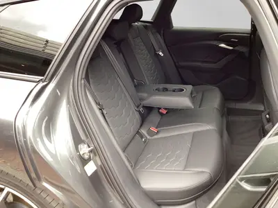 Audi S6 e-tron Avant – Foto 6