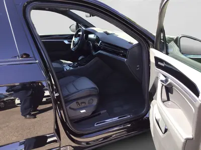 Volkswagen Touareg – Foto 4