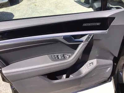 Volkswagen Touareg – Foto 8