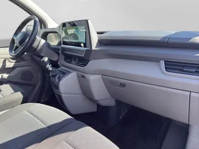 Volkswagen T7 Kombi – Foto 5