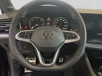 Volkswagen Touareg – Foto 9
