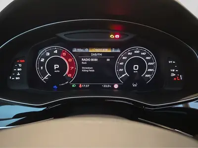 Audi RS Q8 – Foto 10