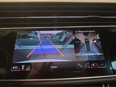 Audi RS Q8 – Foto 16