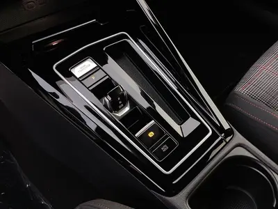 Volkswagen Golf GTI – Foto 11