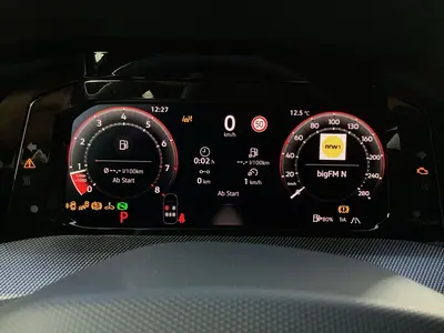 Volkswagen Golf GTI – Foto 10