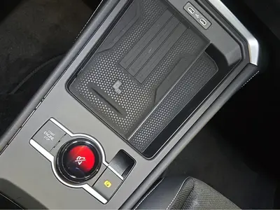 Volkswagen T-Roc – Foto 11