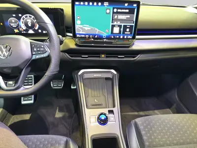 Volkswagen T-Roc – Foto 11