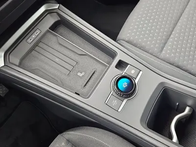 Volkswagen T-Roc – Foto 18