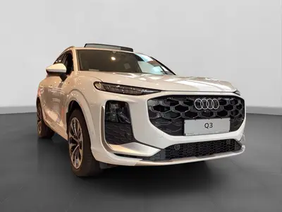 Audi Q3 – Foto 19