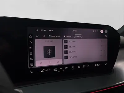 Audi Q3 – Foto 15