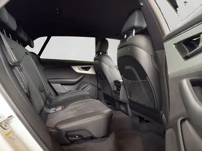 Audi Q8 – Foto 6