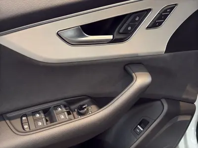 Audi Q8 – Foto 8