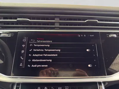 Audi Q8 – Foto 15