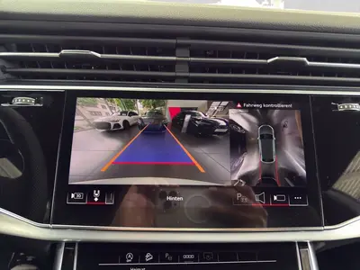 Audi Q8 – Foto 16