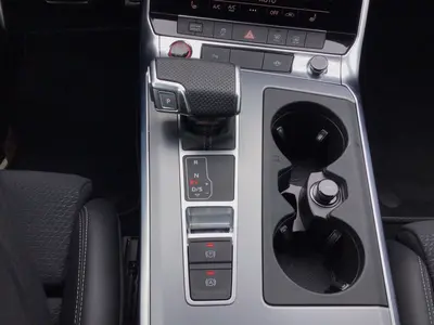 Audi S6 Avant – Foto 11