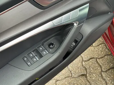 Audi S6 Avant – Foto 8