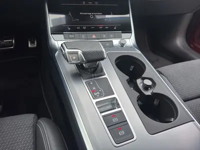 Audi S6 Avant – Foto 11