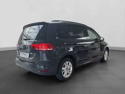 Volkswagen Touran – Foto 3