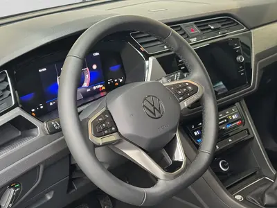 Volkswagen Touran – Foto 9
