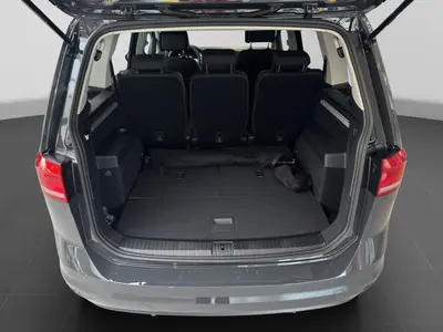Volkswagen Touran – Foto 17