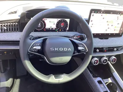 Skoda Superb – Foto 9