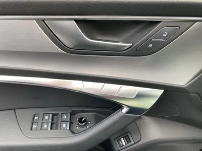 Audi S6 Avant – Foto 8