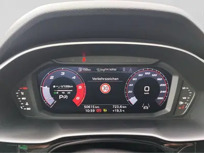 Audi Q3 – Foto 10