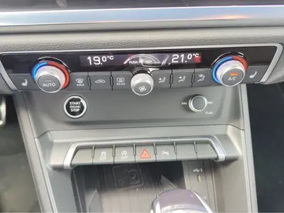 Audi Q3 – Foto 16