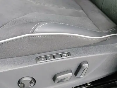 Skoda Enyaq – Foto 17