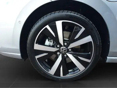 Volkswagen Golf – Foto 7