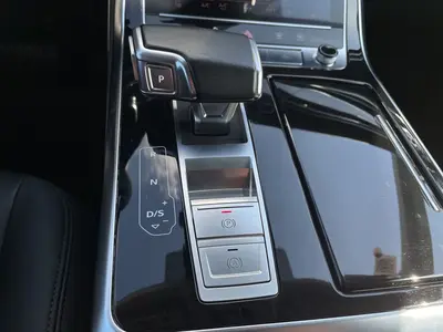 Audi Q8 – Foto 11