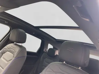 Volkswagen Touareg – Foto 17