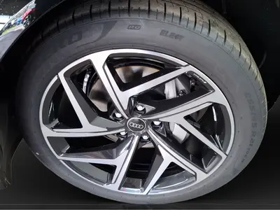 Audi Q6 e-tron – Foto 8