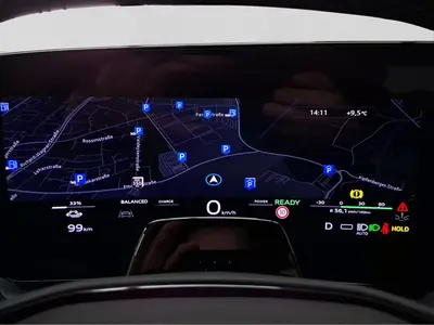Audi Q6 e-tron – Foto 11