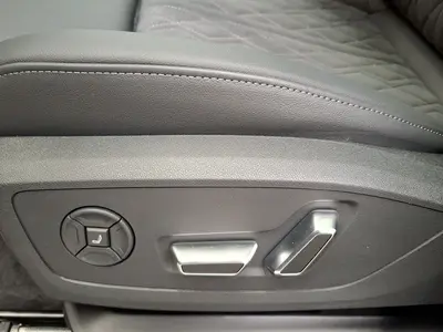 Audi Q6 e-tron – Foto 19