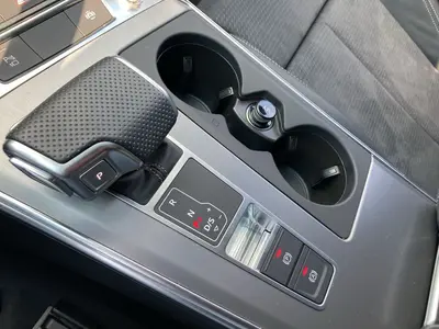 Audi S6 Avant – Foto 11
