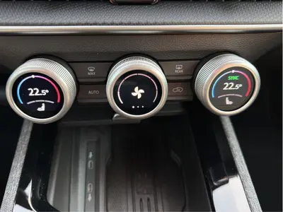 Skoda Superb – Foto 12