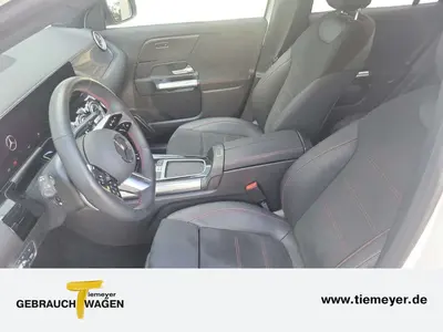 Mercedes-Benz GLA 180 – Foto 11