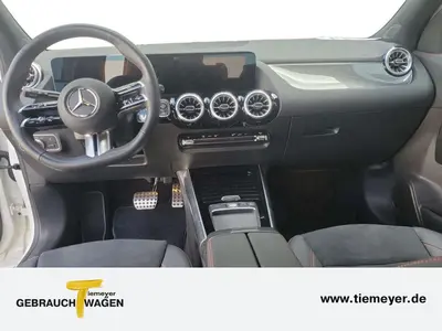 Mercedes-Benz GLA 180 – Foto 13