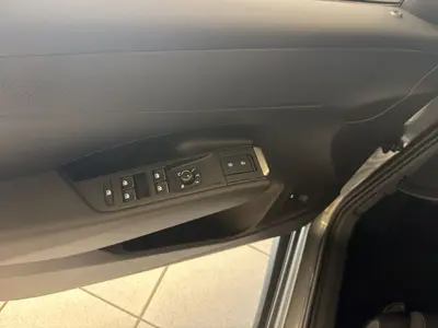 Volkswagen T-Roc – Foto 8