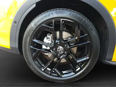 Volkswagen T-Roc – Foto 7