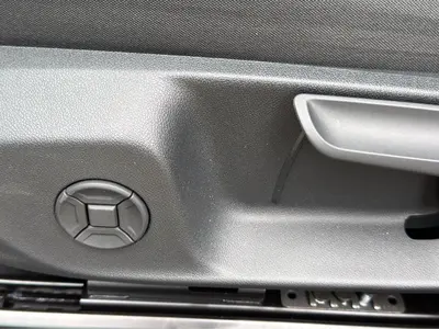 Volkswagen T-Roc – Foto 18