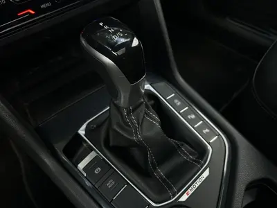 Volkswagen Tiguan – Foto 11