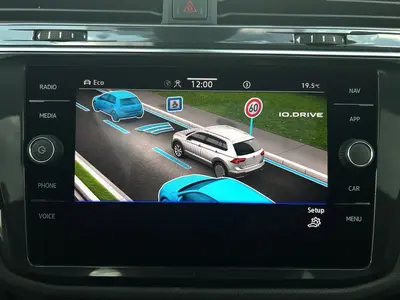 Volkswagen Tiguan – Foto 15